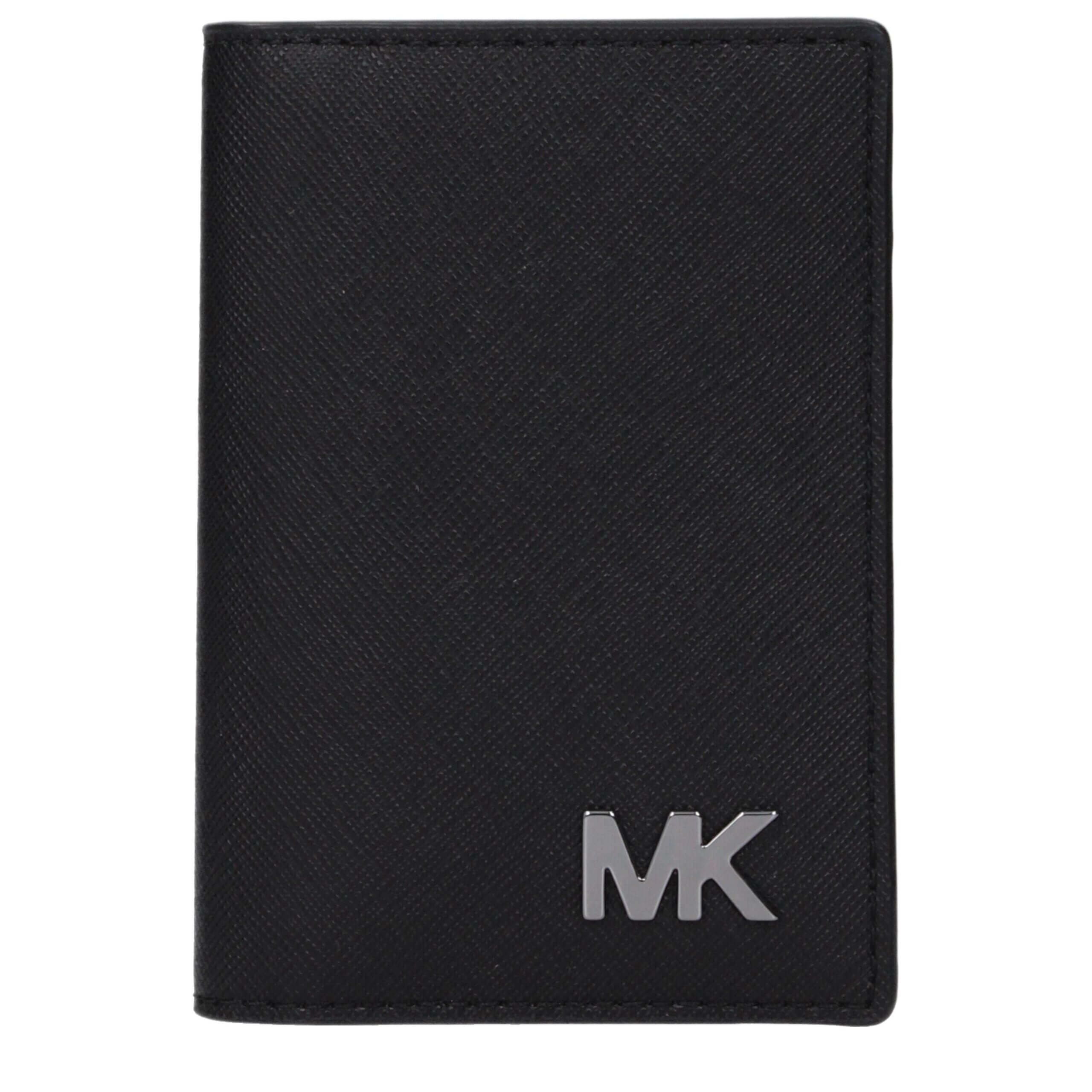 Black Fabric CardholderDescription: The product with MPN 36S5LCOD1UBLACK and code F85087 fabric in black is a document holders designed by Michael Kors. It has features like front logo.Black Fabric Cardholder${tagsMichael KorsAulae Black Fabric Cardholder