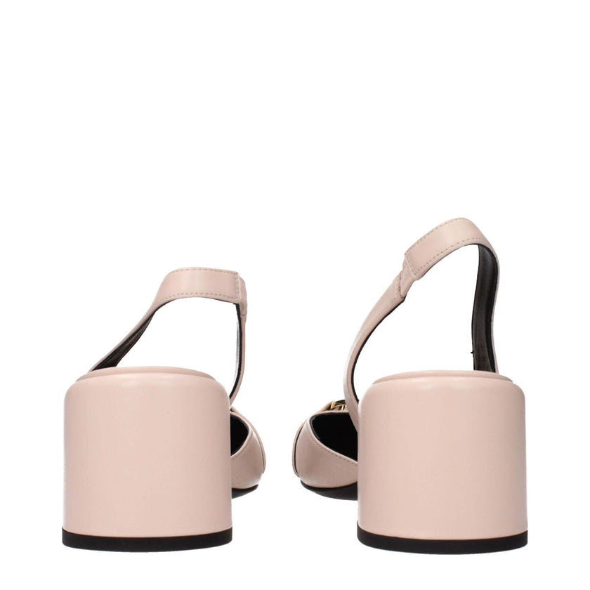 Pink Leather Mid Heel PumpsDescription: The product with MPN 10146191A086631PV4V and code F85134 leather in pink is a sandals designed by Versace. It has features like front detail.Pink Leather Mid Heel Pumps${tagsVersaceAulae Pink Leather Mid Heel Pumps