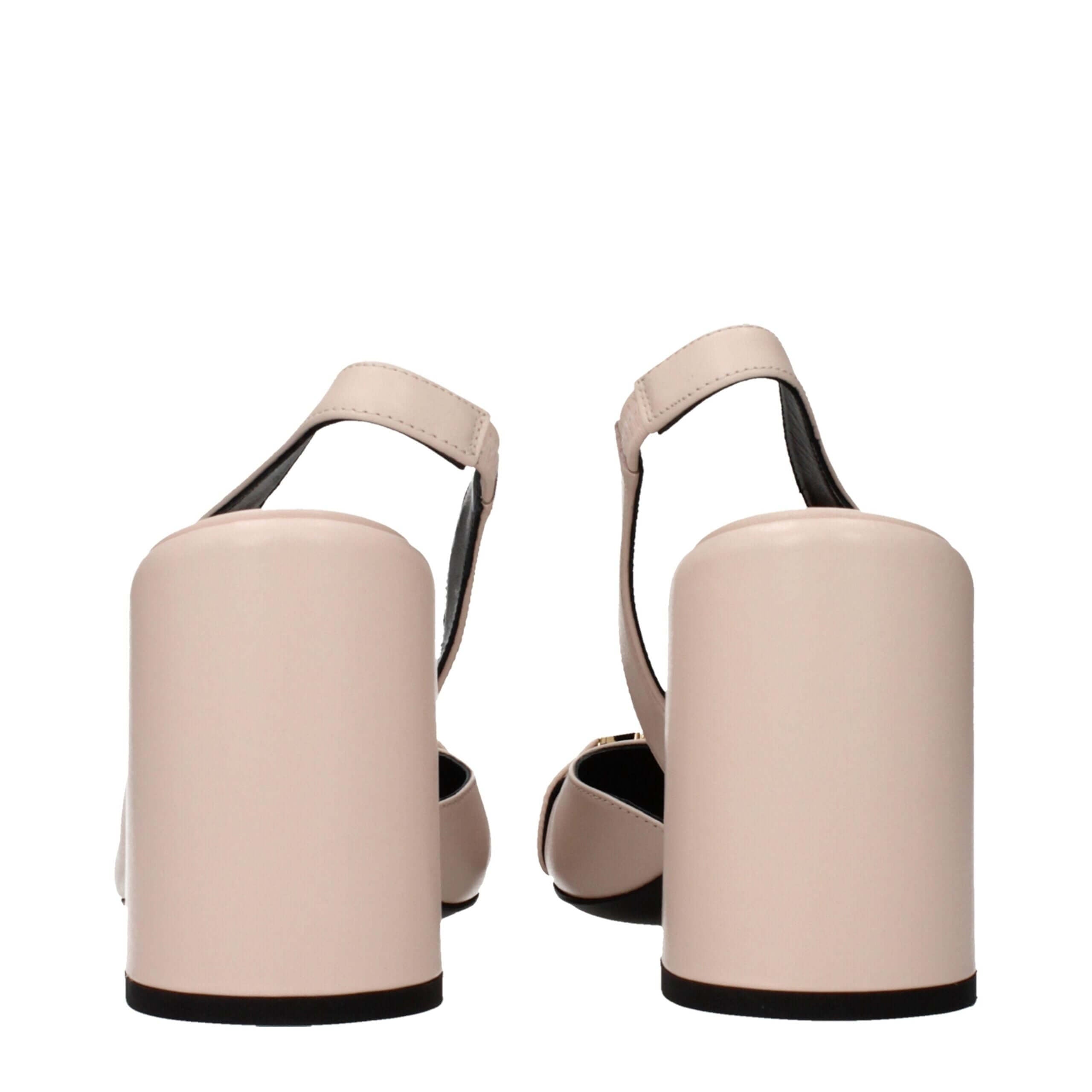 Pink Leather High Heel PumpsDescription: The product with MPN 10146181A086631PV4V and code F85135 leather in pink is a sandals designed by Versace. It has features like front detail.Pink Leather High Heel Pumps${tagsVersaceAulae Pink Leather Pumps Versace