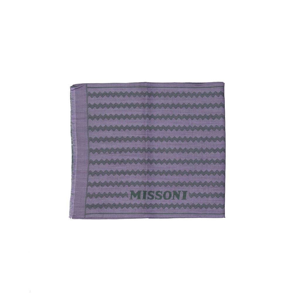 Purple Wool ScarfDescription: – Composition: 100% Wool – Fringe finish – 40 x 180 cm – Made in Italy – Gender: WOMEN –Purple Wool Scarf${tagsMissoniAulae Wool Scarf MissoniAulae Wool Scarf Description: – Composition: 100% Wool – Fringe finish – 40 x 180 c