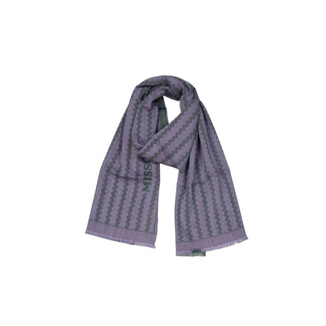 Purple Wool ScarfDescription: – Composition: 100% Wool – Fringe finish – 40 x 180 cm – Made in Italy – Gender: WOMEN –Purple Wool Scarf${tagsMissoniAulae Wool Scarf MissoniAulae Wool Scarf Description: – Composition: 100% Wool – Fringe finish – 40 x 180 c