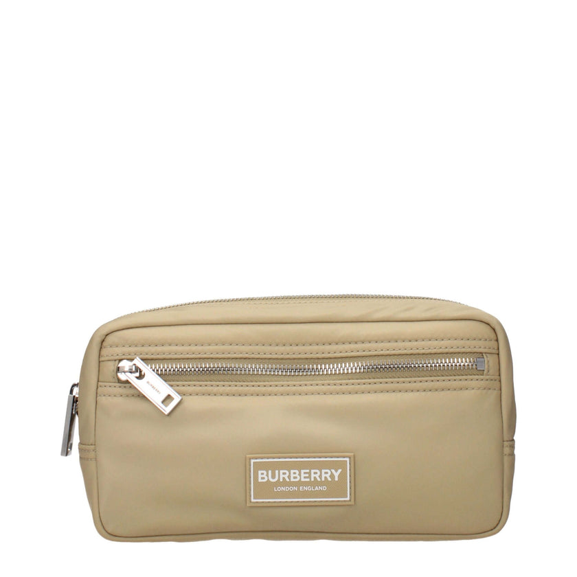 Beige Nylon Clutch BagDescription: The product with MPN 8104496 and code F85142 nylon in beige is a clutches designed by Burberry. It has features like front logo.Beige Nylon Clutch Bag${tagsBurberryAulae Beige Nylon Clutch Bag BurberryAulae Beige Nylon C