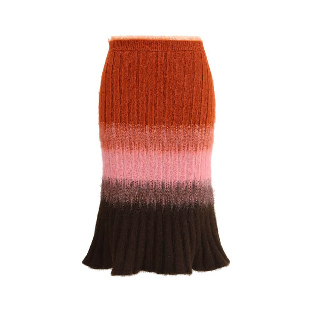 Multicolor Mohair Midi SkirtThe Mohair and Wool Midi Skirt elegantly embodies Fendi’s artisanal tradition and refined aesthetic. The high waist and fitted silhouette, slightly flared at the hem, define a feminine and balanced shape. Crafted in ribbed vani
