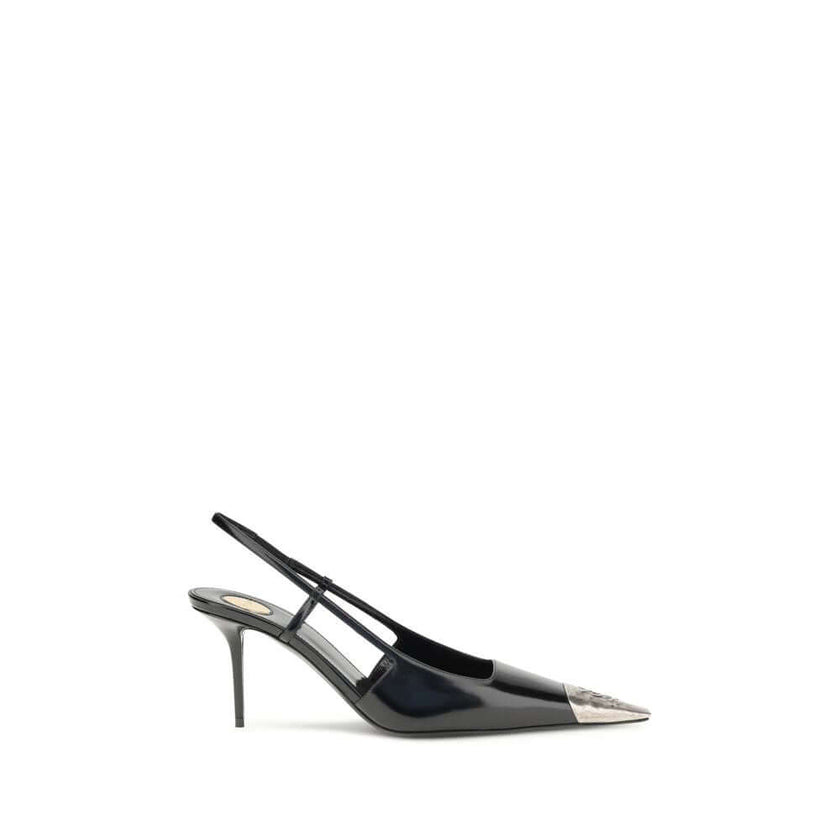Black Leather PumpsGlossy leather Jeanne Pumps by Saint laurent combine bold elegance with iconic details. Featuring a silhouette with a square neckline and metal toe decorated with the hammered CASSANDRE monogram, they stand out for their refined and rec