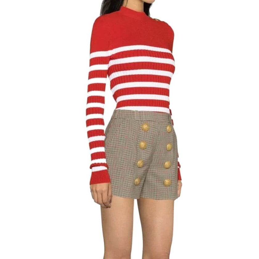 Beige Polyester Short And Mini ShortsDescription: – Composition: 55% Polyester 45% Wool – Back zip closure – Belt loops – Hight waist – Decorative gold-tone buttons – Made in Poland – Gender: WOMEN – Size & Fit: The model wears size 36Beige Polyester Shor