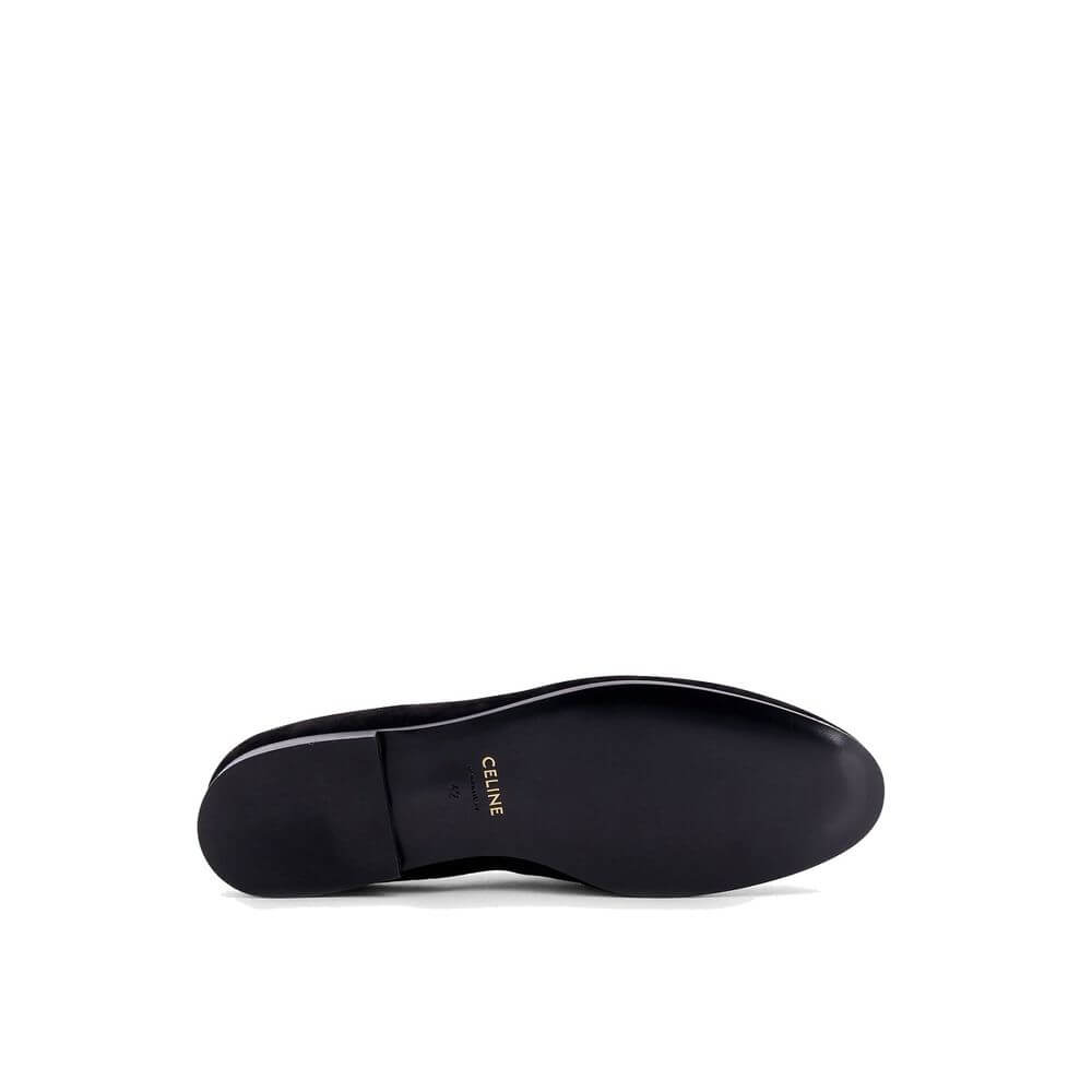 Black Calfskin Slip-On LoafersDescription: – Composition: 100% calf leather – Inner: Leather – Insole: Leather – Sole: Leather – Round toe – Branded insole – Slip-on design – Top embroidered logo detail – Made in Italy – Gender: MEN –Black Calfskin Slip-O