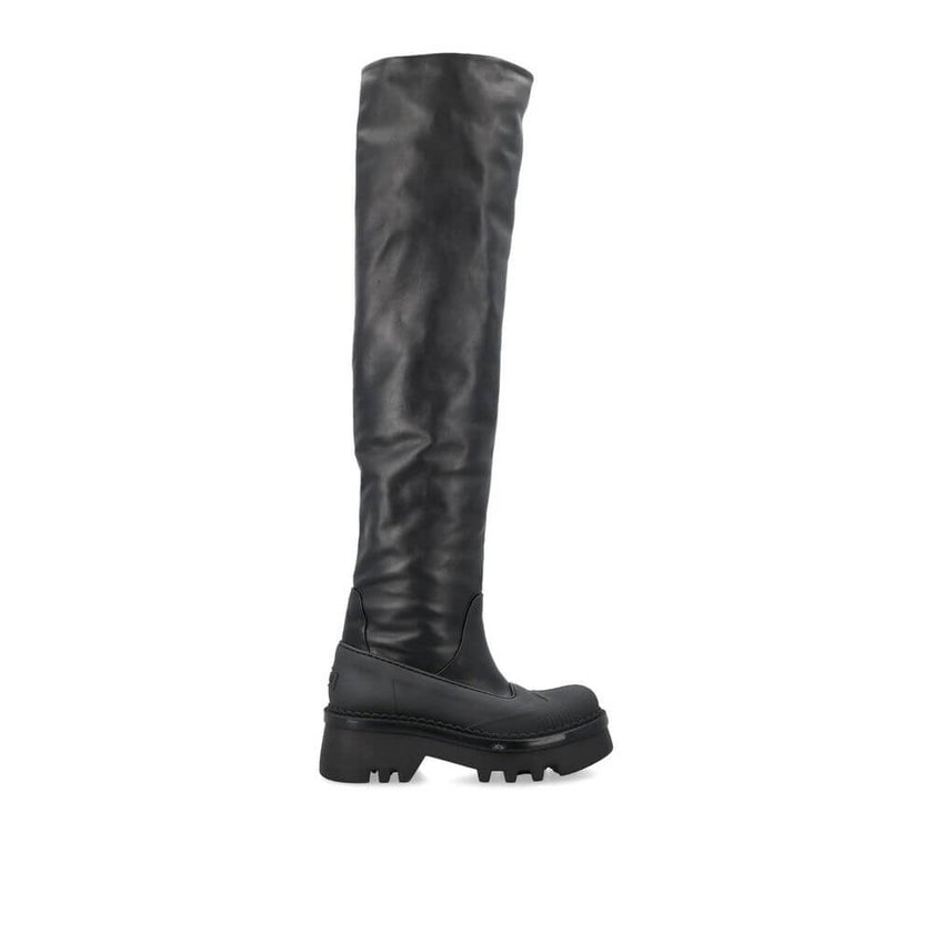 Black Leather Over The KneeDescription: – Composition: 100% Leather – Inner: 100% Leather – Insole: 100% Leather – Sole: 100% Rubber – Round toe – Embossed logo detail – Chunky rubber sole – Pull-on style – Made in Italy – Gender: WOMEN –Black Leather Ove