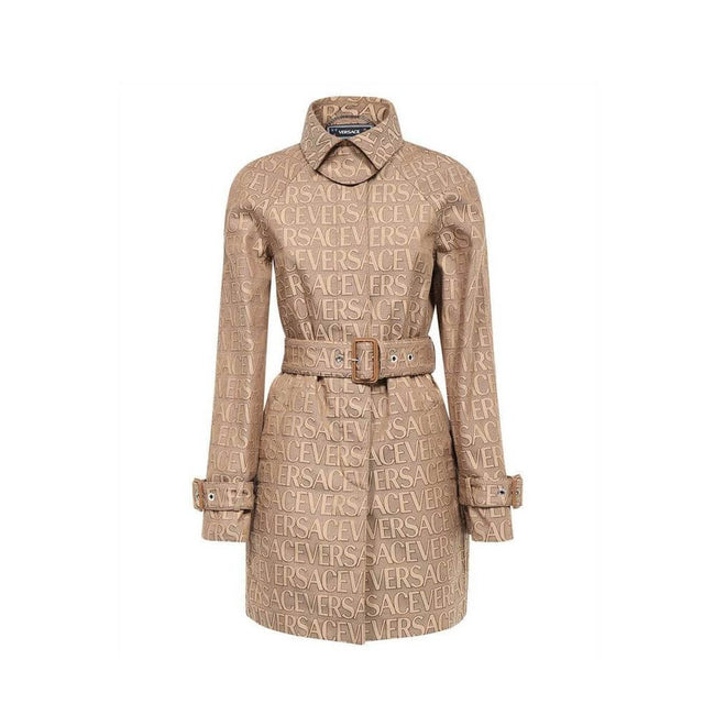 Beige Cotton CoatDescription: – Composition: 40% Cotton 60% Polyester – Long sleeves – Front button closure – Detachable matching belt – All-over logo pattern – Gender: WOMEN –Beige Cotton Coat${tagsVersaceAulae Beige Cotton Coat VersaceAulae Beige Cotton