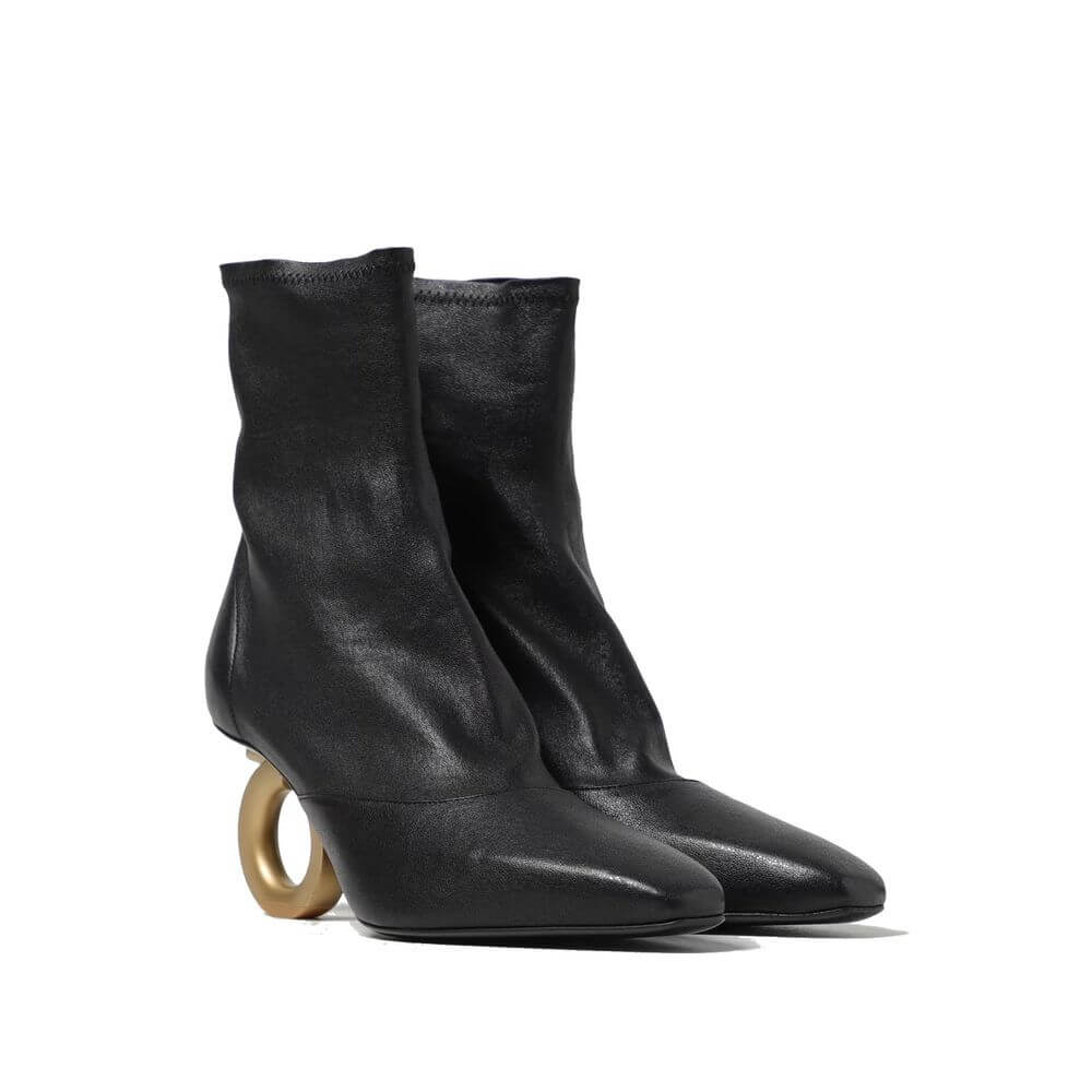 Black Lamb Leather High Heel BootsDescription: – Composition: 100% Lamb Leather – Inner: Leather – Insole: Leather – Sole: Leather – Square toe – Heel 7 cm – Slip on – Sock design – Medium shaft – Elasticated ankle – Reinforced heel – Gancini Ferragamo me