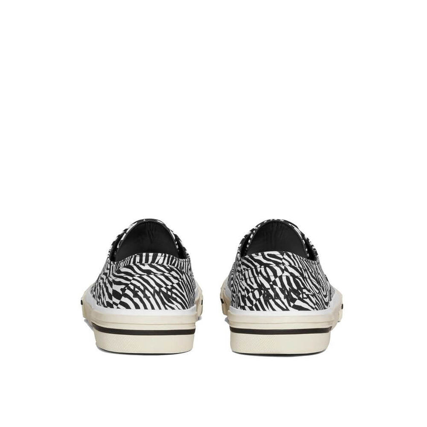 Black Canvas Low Top SneakersDescription: – Composition: 100% Canvas – Inner: Cotton – Insole: Cotton – Sole: 100% Rubber – Round toe – Lace-up – Embossed logo detail – Zebra print – Made in Spain – Gender: MEN –Black Canvas Low Top Sneakers${tagsCelineBl