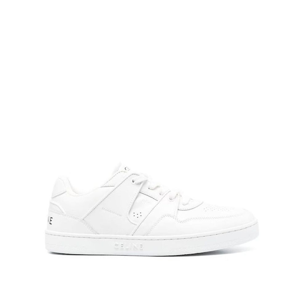 White Calfskin Low Top SneakersDescription: – Composition: 100% calf leather – Inner: Fabric – Insole: Fabric – Sole: Rubber – Round toe – Branded insole – Front lace-up closure – Top and back logo detail – Side logo relief – Made in Italy – Gender: MEN –