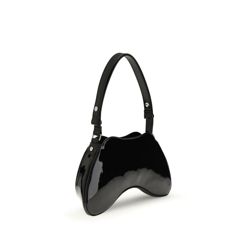 Black Polyethylene Shoulder BagThe Play large Shoulder Bag by Diesel is a modern and versatile accessory, featuring a unique and original design. It features an adjustable shoulder strap, allowing you to easily adjust it to the desired length. The glossy