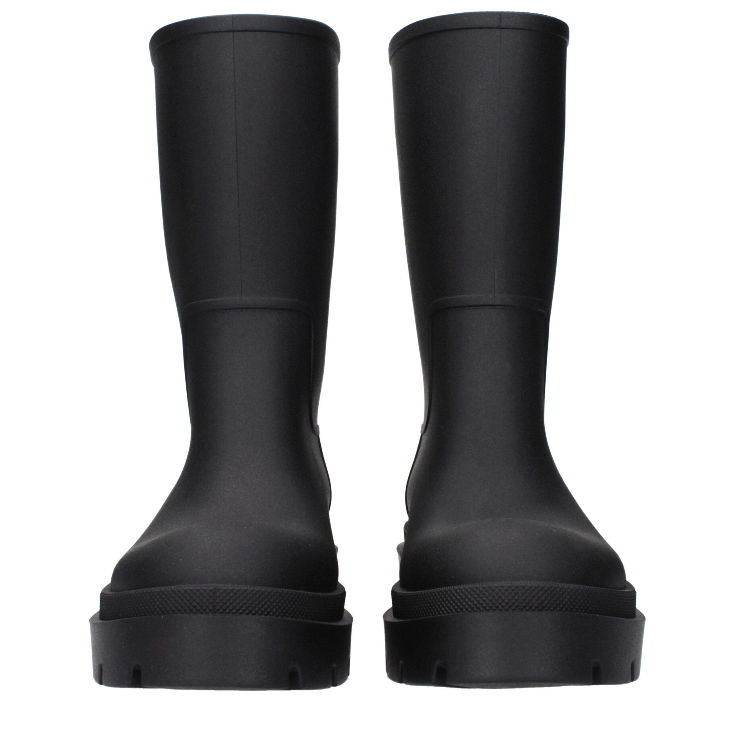 Black Cotton Ankle BootsDescription: The product with MPN OWIE049MAT0011001 and code F84975 rubber in black is a ankle boots designed by Off-White. It has features like back logo.Black Cotton Ankle Boots${tagsOff-WhiteBlack Cotton Ankle BootsDescription: