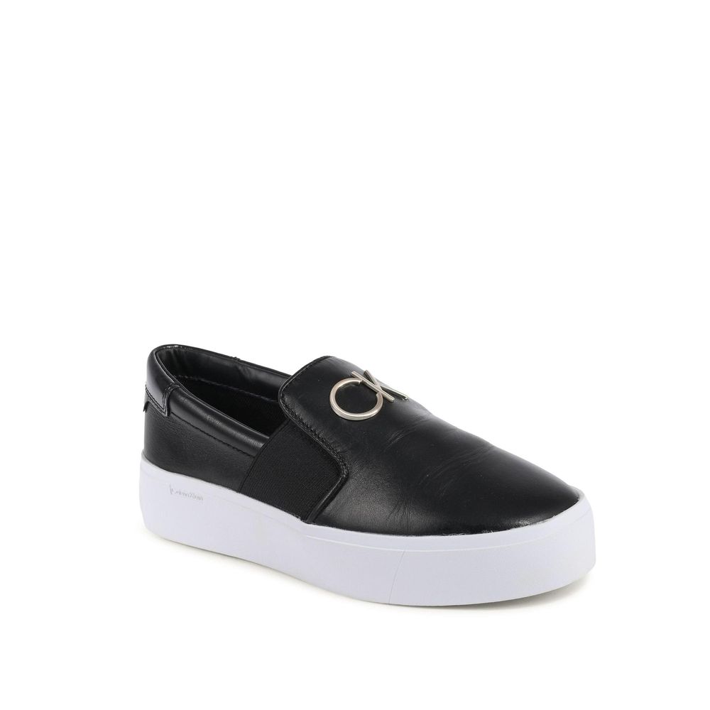 Black Leather Platform SneakersProduct: Calvin Klein Womens Sneaker Black HW0HW01421BEH Brand: Calvin Klein Detail: HW0HW01421BEH Color: Black Composition: 100% Leather Made in China Gender: Women Material: LEATHER (FWA) () Size on Tag: 40Black Leather Pl