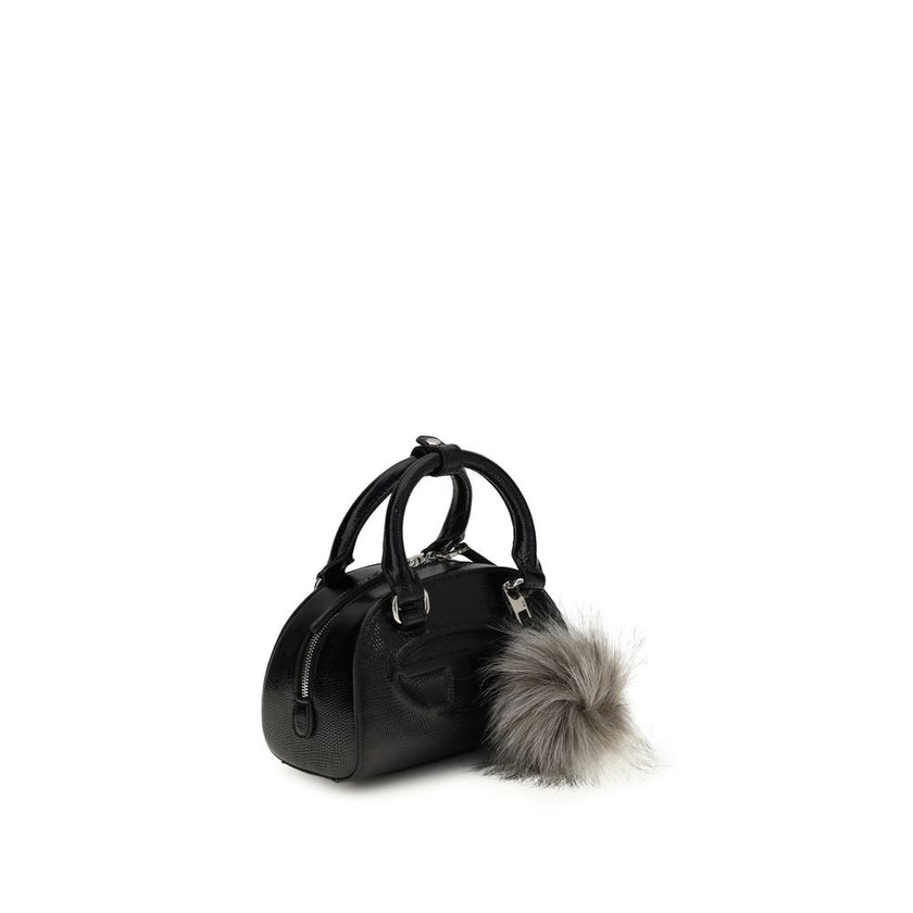 Black Calf Leather Bos Taurus Shoulder BagThe 1DR Handbag by Diesel combines urban style and versatility in a contemporary design. Featuring tubular handles joined by a snap button, it features an adjustable and removable shoulder strap that allows for di
