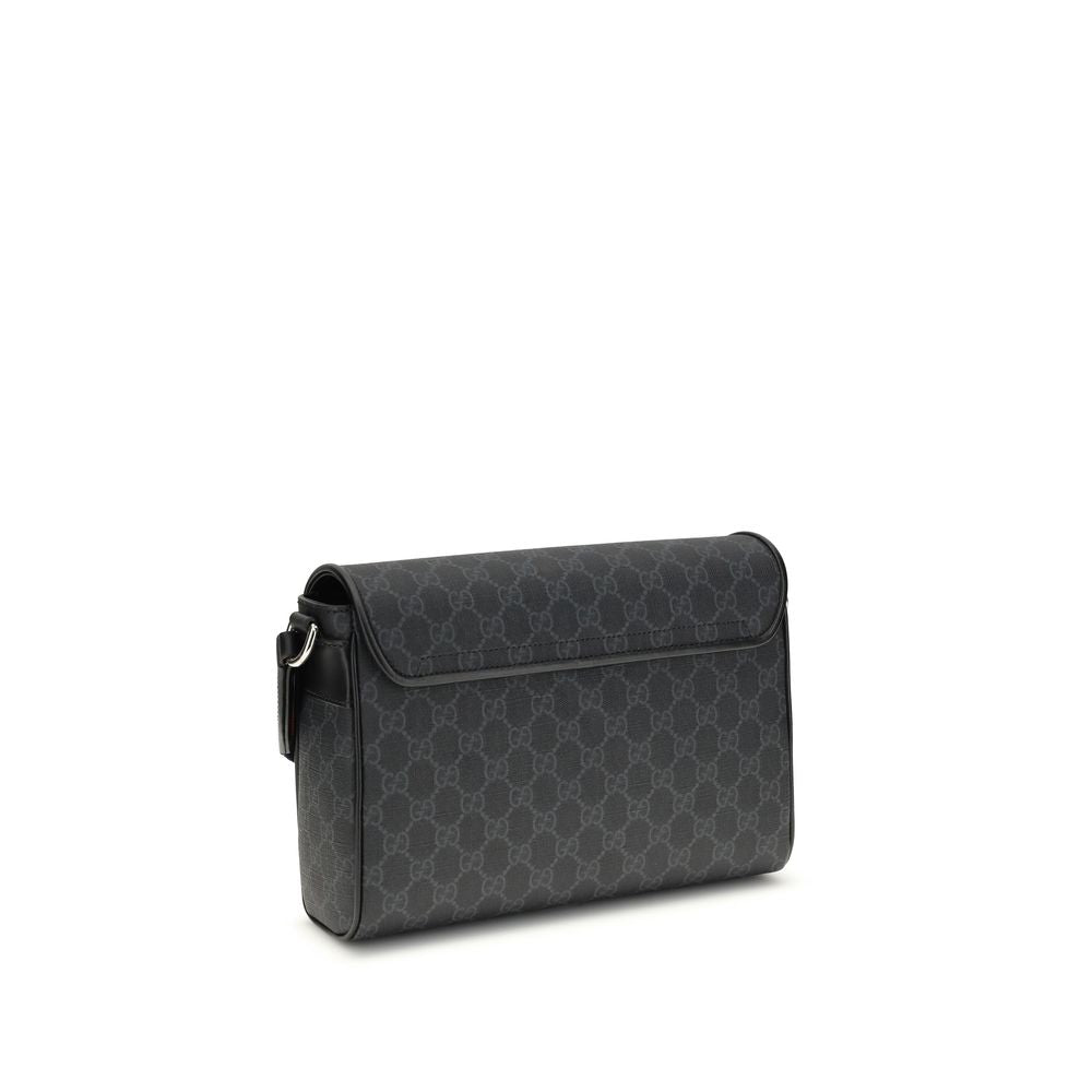 Black Polyethylene Shoulder BagThe Medium GG crossbody Bag by Gucci, an iconic accessory that combines tradition and modernity. Crafted from the signature GG Supreme canvas, a timeless symbol of the Maison, it stands out for its softness and flexibility,