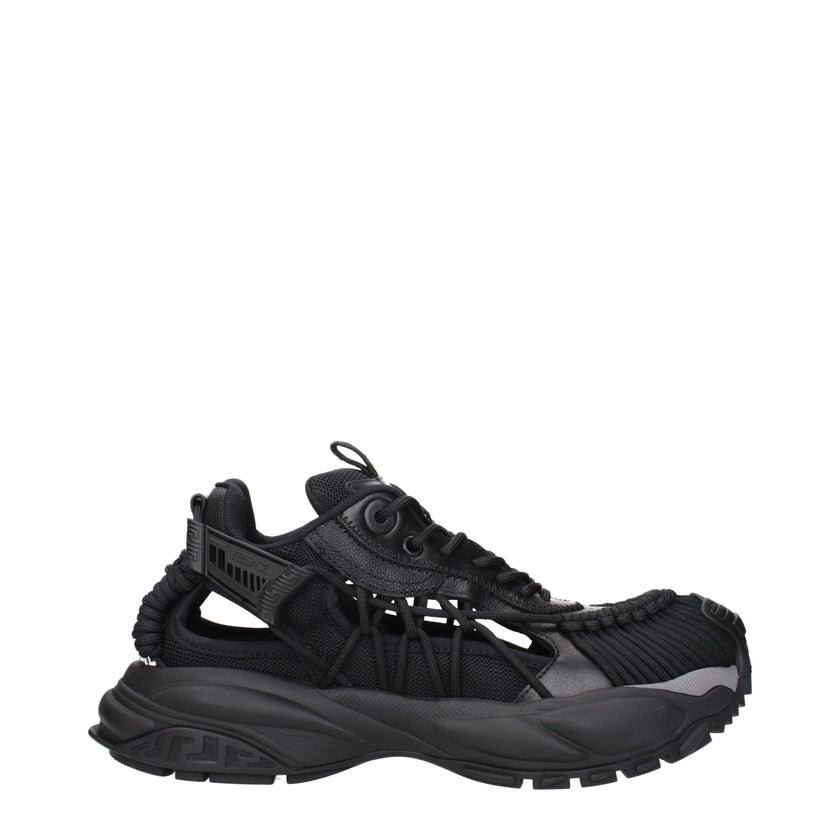 Black Leather Athletic SneakersDescription: The product with MPN 10167111A118611B000 and code F84046 leather in black is a sneakers designed by Versace. It has features like front logo, side logo. Additional Info: Style: Casual Closing type: Lace up Closu