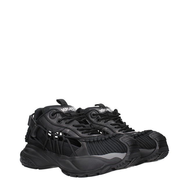 Black Leather Athletic SneakersDescription: The product with MPN 10167111A118611B000 and code F84046 leather in black is a sneakers designed by Versace. It has features like front logo, side logo. Additional Info: Style: Casual Closing type: Lace up Closu