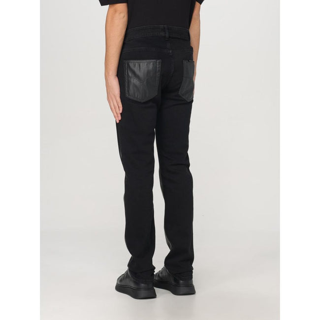 Black Leather PantsBlack Leather Pants${tagsVersace JeansBlack Leather Pants110297874774,11273,Black,Clothing,Leather Pants - Pants - Clothing,Men,New with tags,Pants - Clothing,Versace Jeans,W34Versace JeansCHF 284.00Black Leather PantsAulaeVE-1537-W3480
