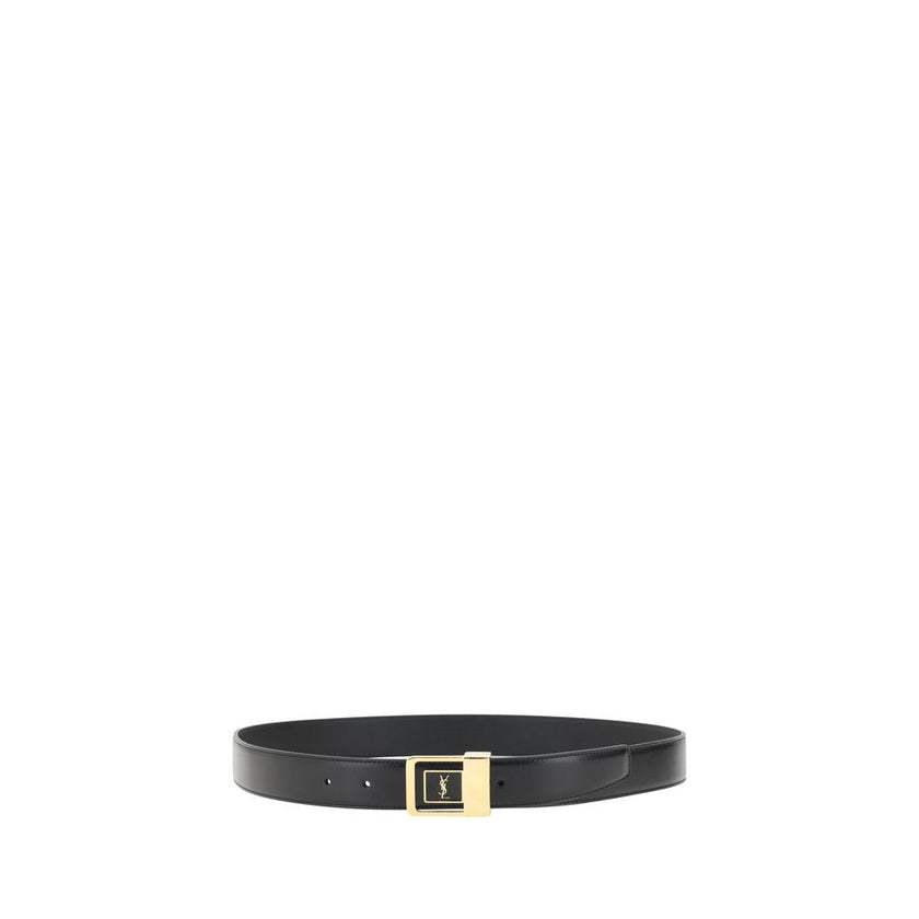 Black Calf Leather Bos Taurus Regular BeltThe Saint Laurent leather Belt is made of high-quality smooth leather, giving it an elegant and refined look. The closure features a buckle with the iconic YSL detail, adding a distinctive and luxurious touch. A v