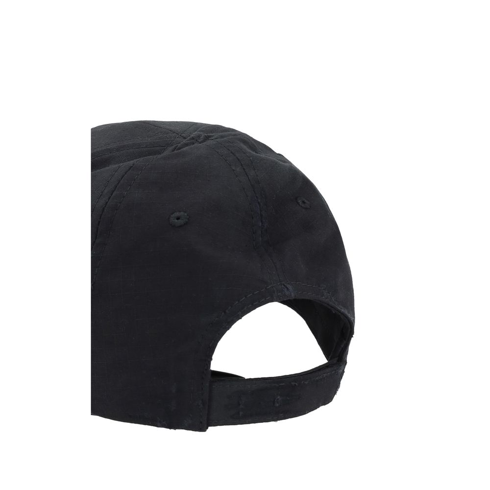 Black Cotton Cap (Baseball Hat)Balenciaga’s Baseball Hat features a worn-in design and an adjustable back via felt for a comfortable fit. The brand’s iconic signature is visible on the visor, while the brand’s distinctive logo appears on the front, adding