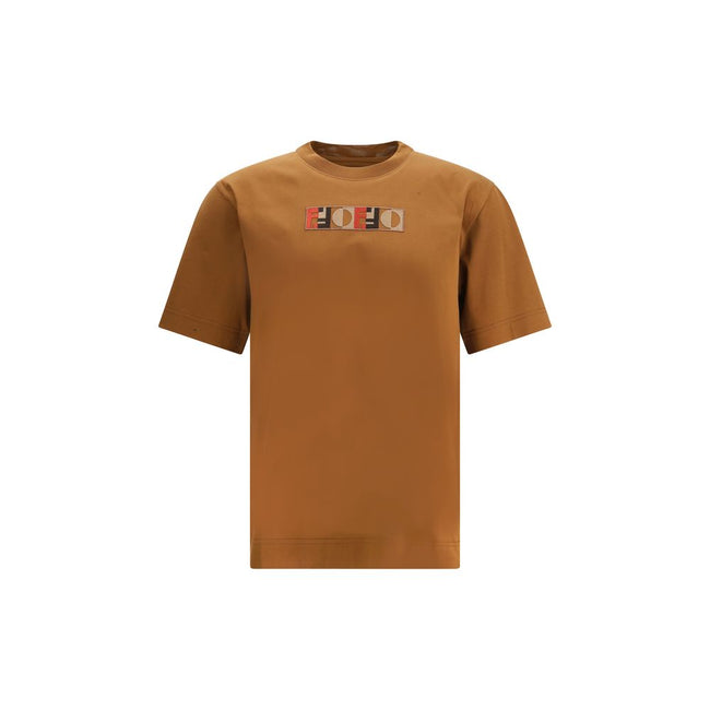 Brown Cotton ClothingThe T-Shirt by Fendi, crafted from pure cotton, stands out for its refined yet essential design. The regular fit, crew neckline, and short sleeves make it a versatile piece suitable for any occasion. The three-dimensional embroidered