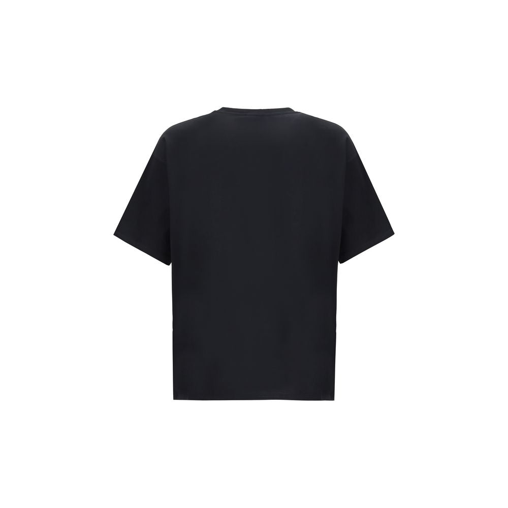Black Cotton T-ShirtThe T-Boxt-Bleach T-shirt by Diesel is crafted from organic cotton with a relaxed fit. Featuring a crewneck, short sleeves, and a straight hemline, it’s detailed with the iconic Diesel Oval D logo on the front, presented in a bold blea