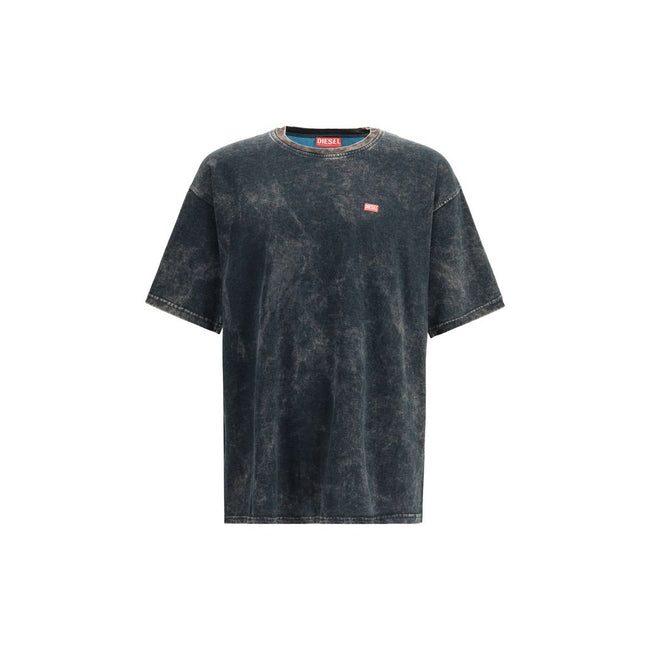 Black Cotton T-ShirtThe T-Boxt-T4 T-shirt by Diesel is crafted from soft vanisé jersey, featuring unique random acid-wash dyeing for an authentic worn-in look. Designed with a relaxed fit, crewneck, and short sleeves, the piece is finished with the Diesel