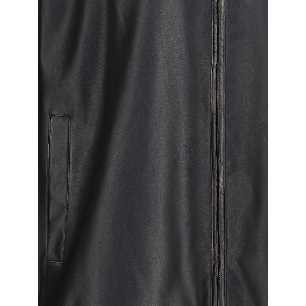 Black Polyester Biker JacketThe J-Ake Jacket by Diesel is crafted from black technical fabric featuring a hand-brushed treatment that lightens the edges, creating an authentic lived-in look. Its relaxed fit can be adjusted with an elastic drawstring hem,