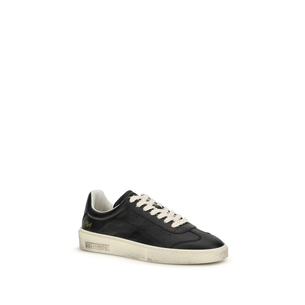 Schwarze Low-Top-Sneaker aus Leder mit Used-Look